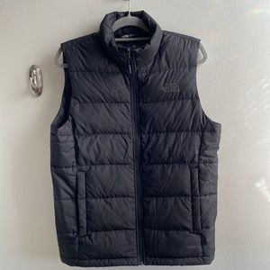 Men’s Black North Face Vest